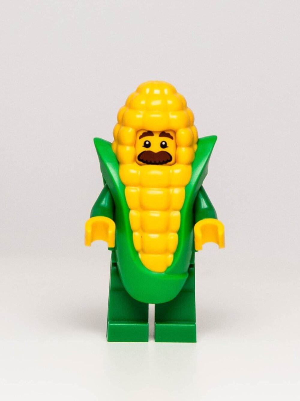 LEGO Series 17 Collectible Minifigures 71018 - Corn Cob Guy (SEALED)